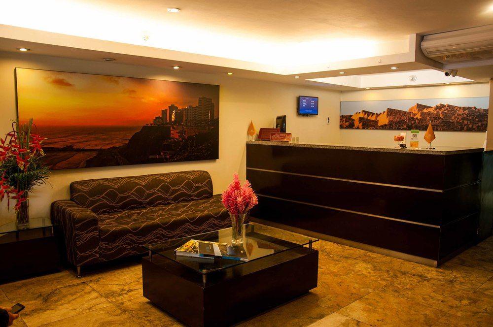 Socialtel Posada Miraflores Lima Bagian luar foto