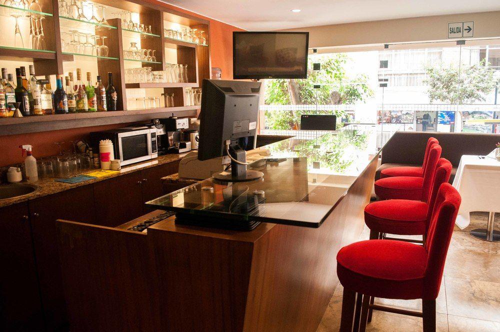 Socialtel Posada Miraflores Lima Bagian luar foto